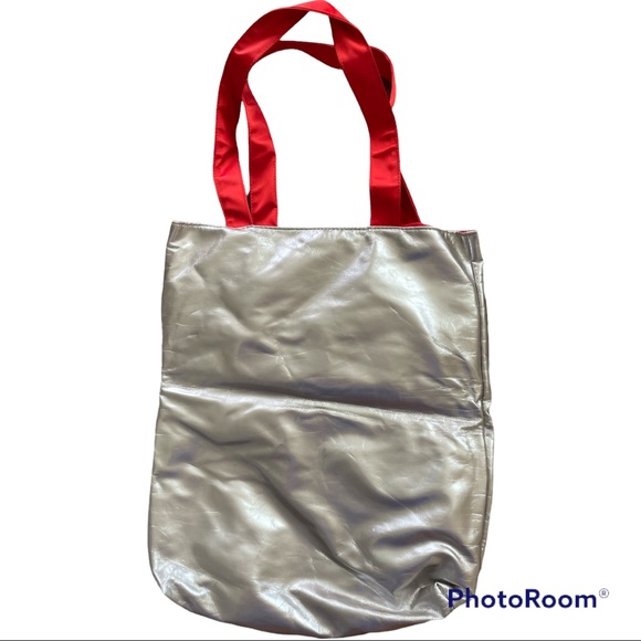 One Direction Silver Metallic Tote Bag - Picture 2 of 8